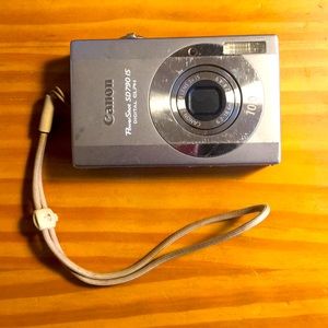 Canon PowerShot SD 790IS 10MP Digital Camera